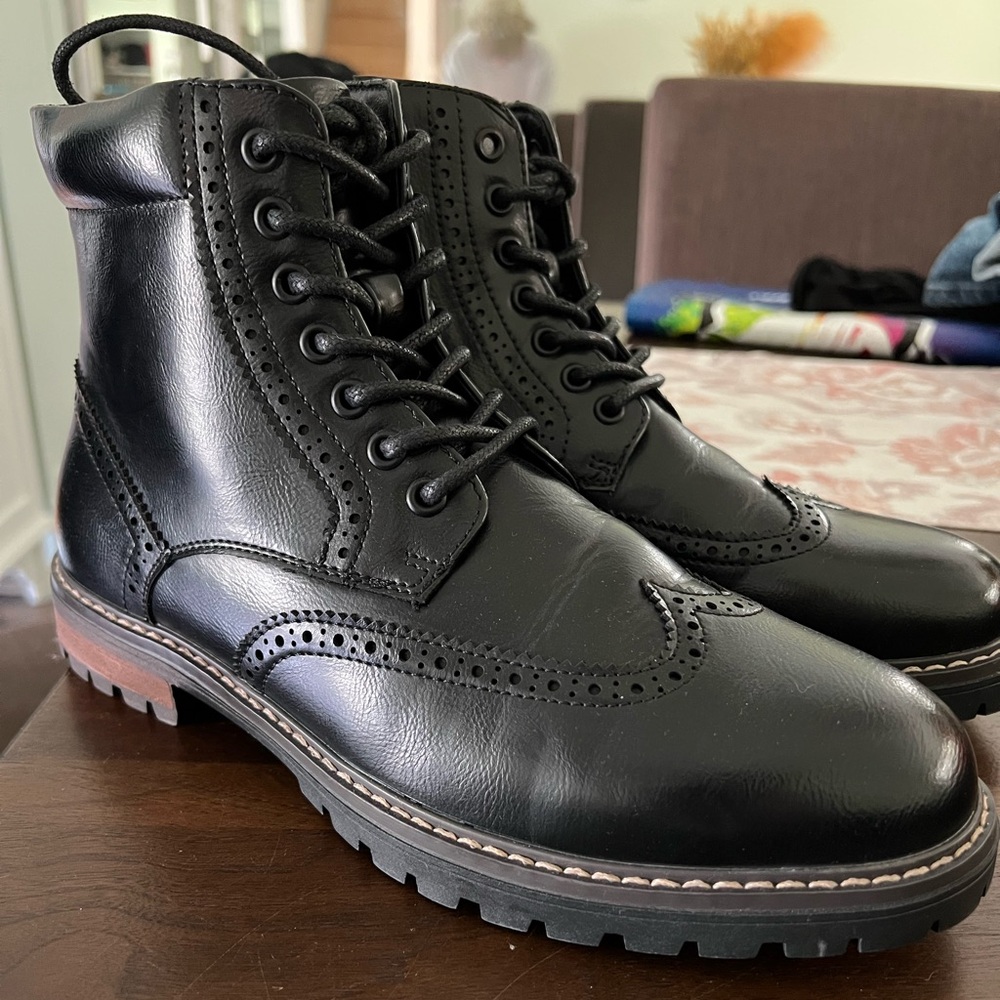 Black Leather Men's Boots